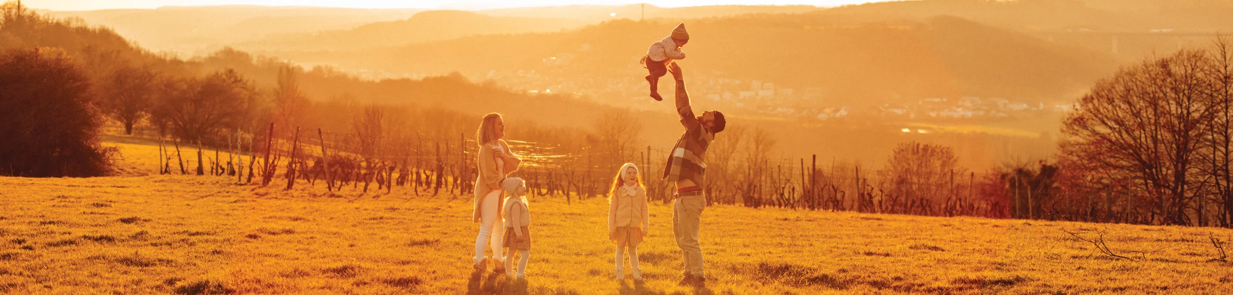 wunderschöne landschaft familie